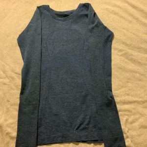 Long sleeve Lululemon shirt, size 4.